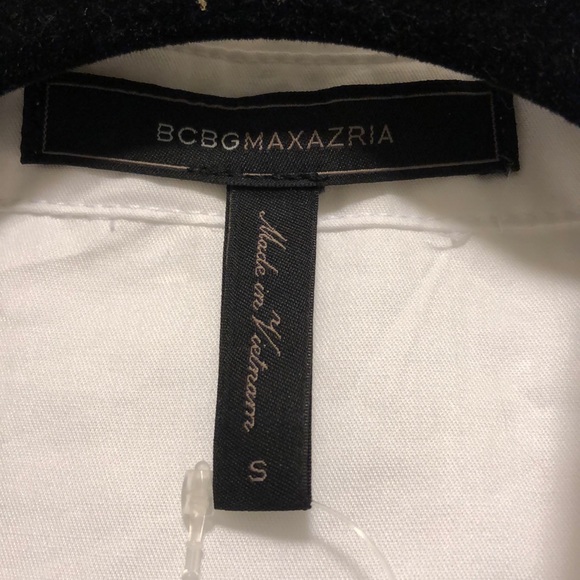 BCBG MaxAzria white ruffles shirt - Picture 3 of 7